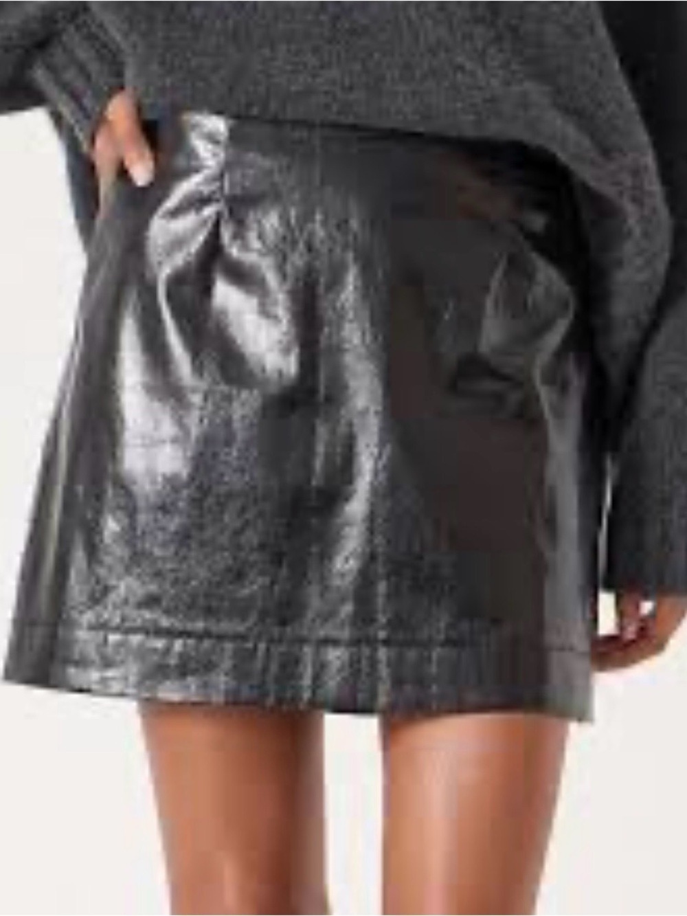 BLACK FAUX LEATHER MINI SKIRT, LINED, SHINY, DECORATIVE ZIP AT REAR WOMENS SZ 12